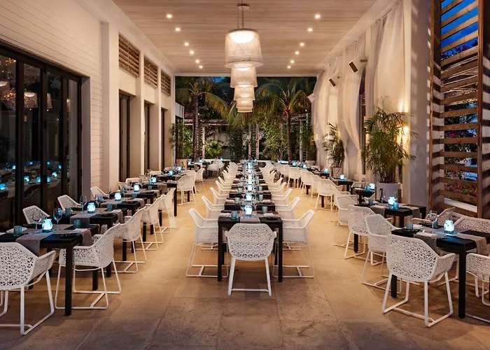 Wymara Resort & Villas