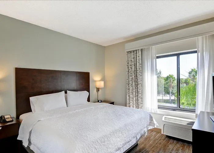 Hampton Inn & Suites Boynton Beach