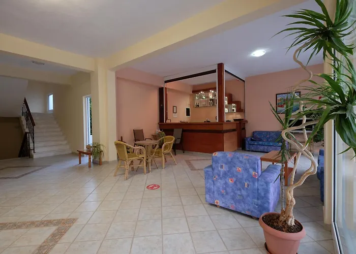 Mirsini Hotel