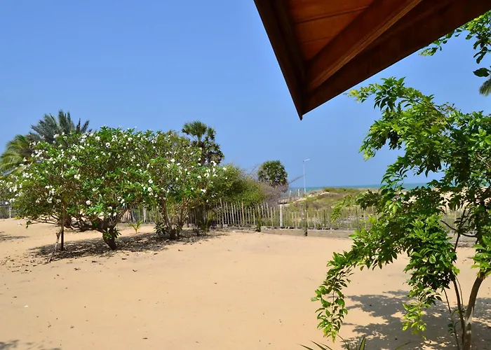 Nirukthie Beach Resort & Restaurant