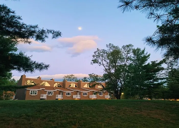 Cathedral Ledge Resort