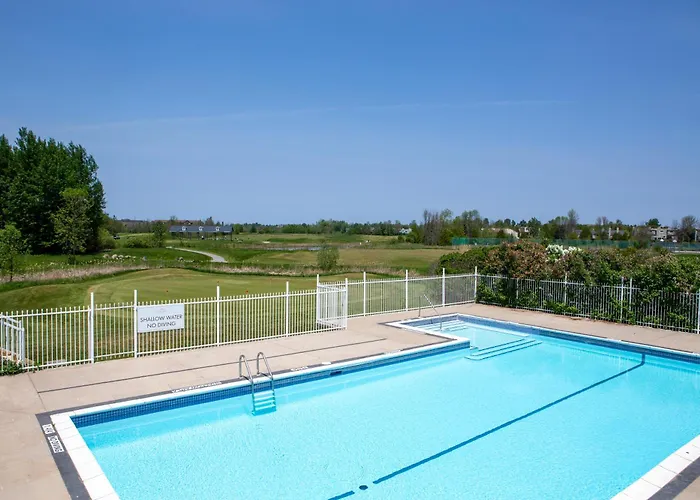 Family resorts in Collingwood