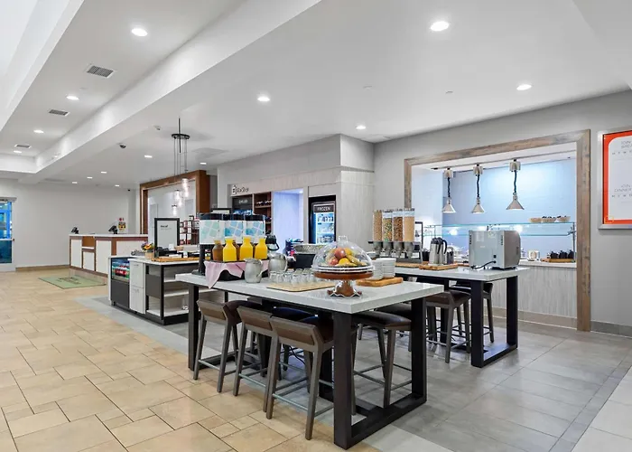 Hilton Garden Inn Auburn