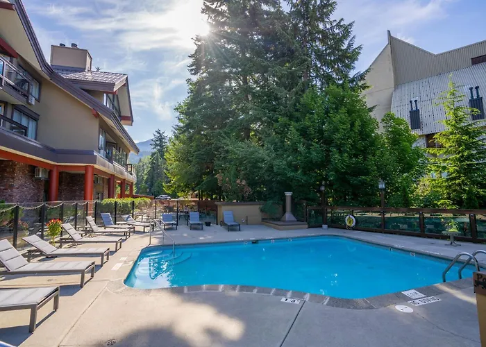Whistler Village Inn & Suites