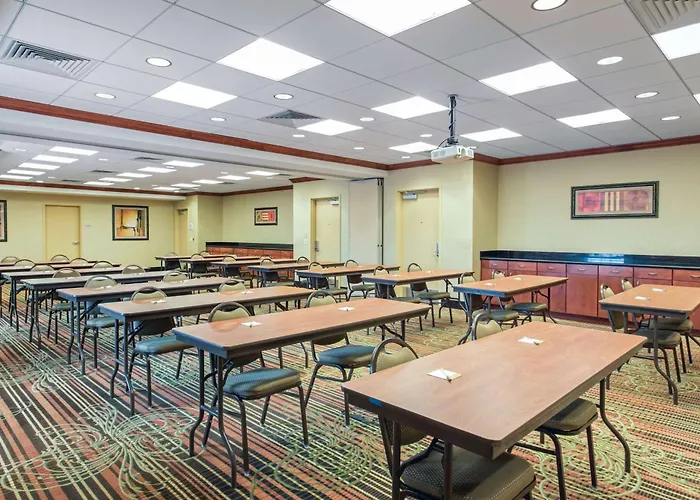 Hampton Inn & Suites Arcata