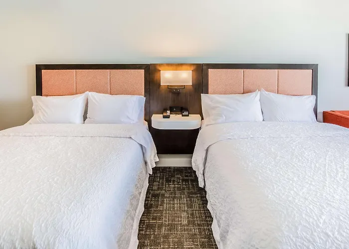 Hampton Inn Pensacola Beach