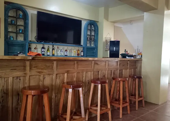 Smallfry'S Beach Resort