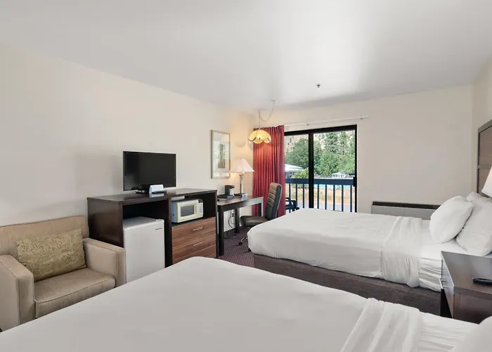 East Wenatchee Resorts
