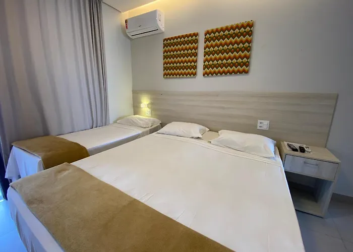 Hotel Encantos De Itaperapua
