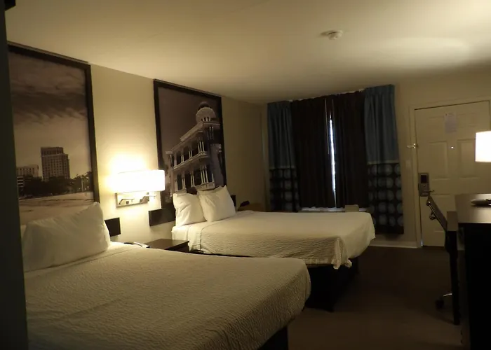 Super 8 By Wyndham Ocean Springs Biloxi