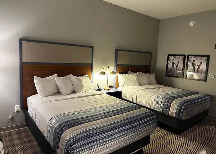 Forsyth Resorts