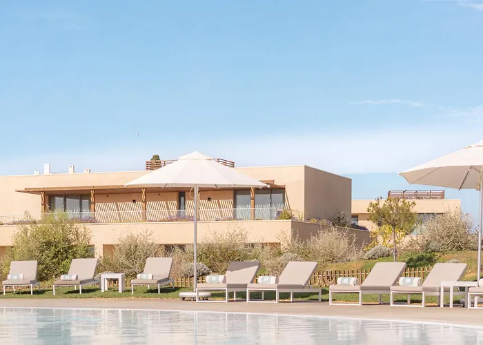 White Shell Beach Villas