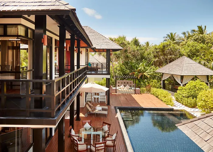 Sun Siyam Iru Fushi: Luxury Maldives Escape with Discounted Seaplane Transfer