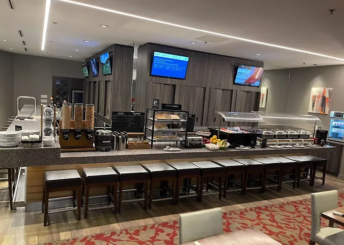Holiday Inn Winnipeg-South By Ihg