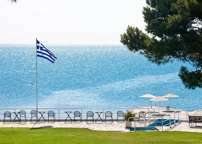 Kalamaki Beach Resort