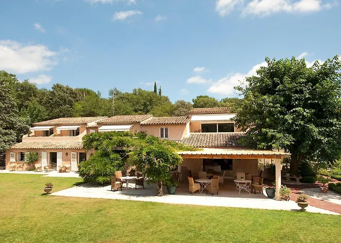Grimaud Resorts