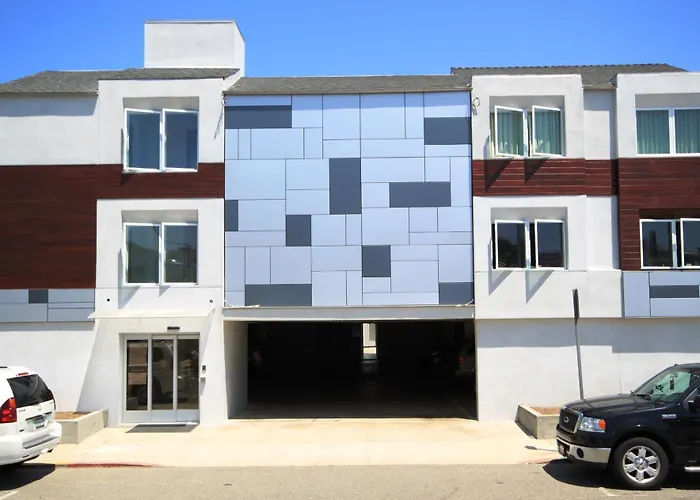 Hermosa Beach Resorts