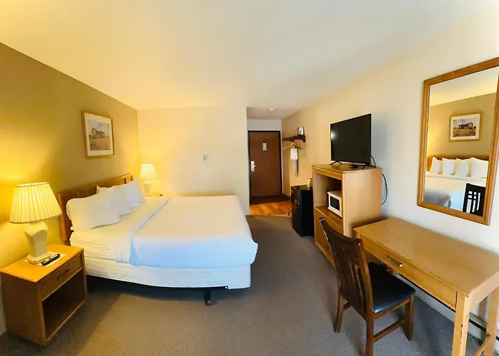 The Lodge At Leathem Smith