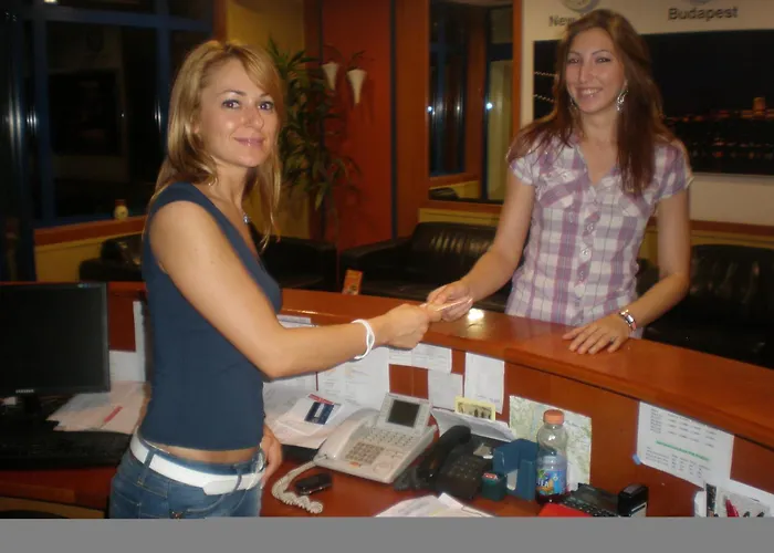Hotel Veritas