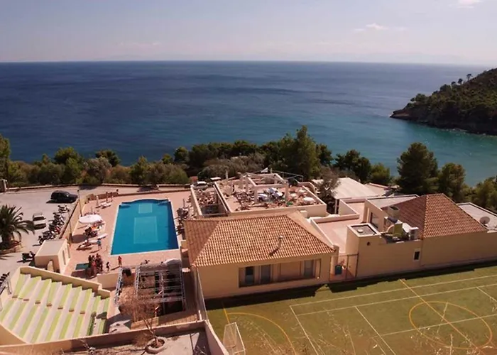 Alonissos Beach Bungalows And Suites Hotel