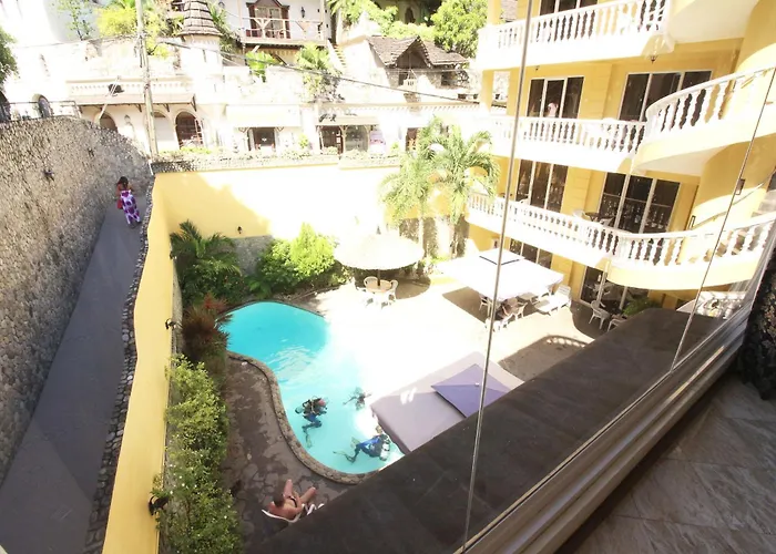 Mermaid Resort And Dive Center