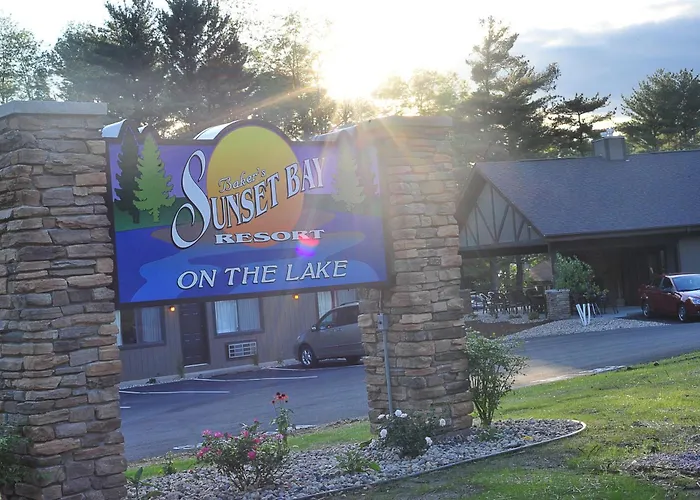 Sunset Bay Resort & Suites