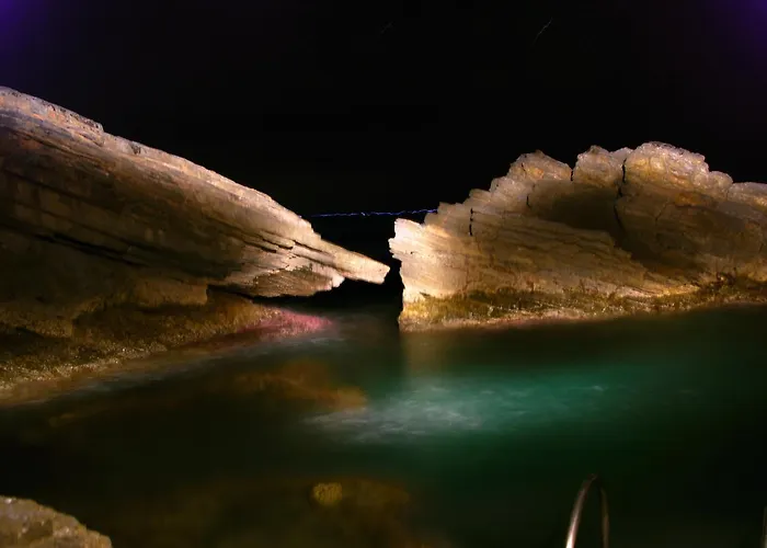 Faros
