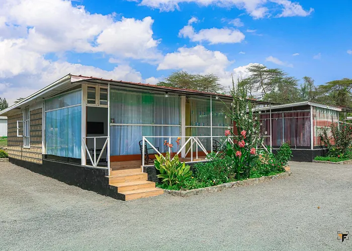 Lakewalk Cabin
