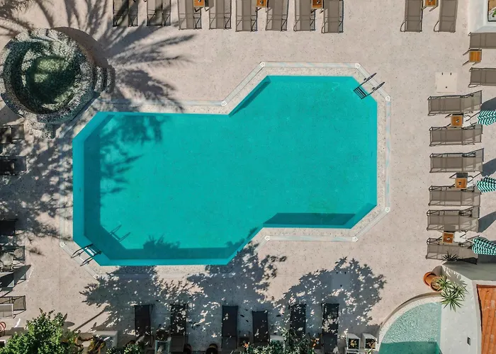 Unsal Hotel