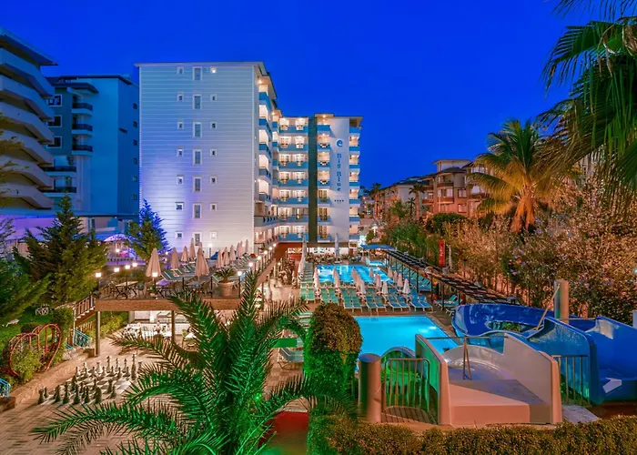 Club Big Blue Suit Hotel
