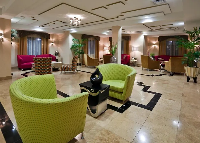 Holiday Inn Express Hotel & Suites Birmingham - Inverness 280 By Ihg