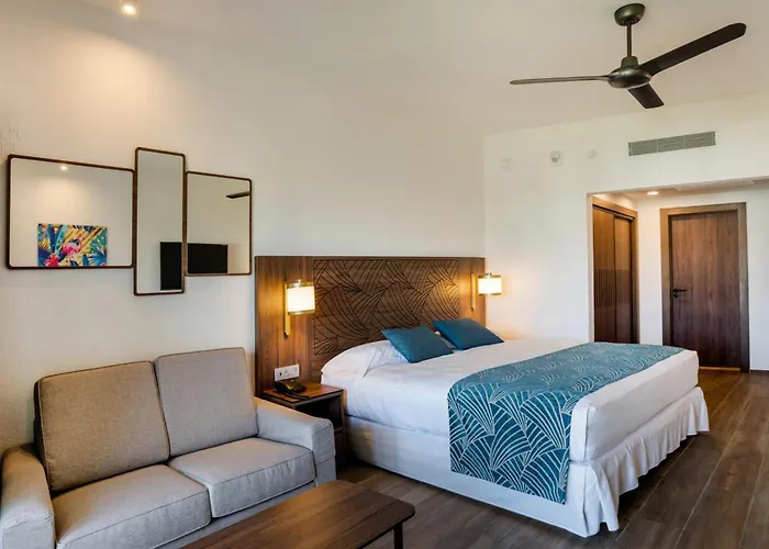 Riu Vallarta