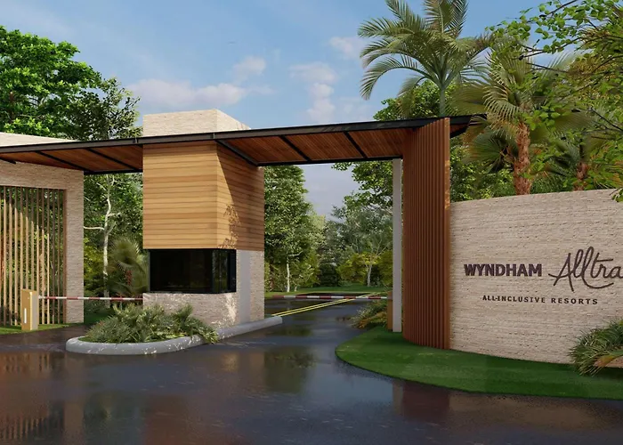 Wyndham Alltra Samana All Inclusive Resort