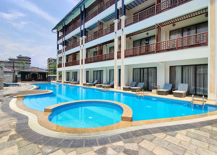 Lake View Resort