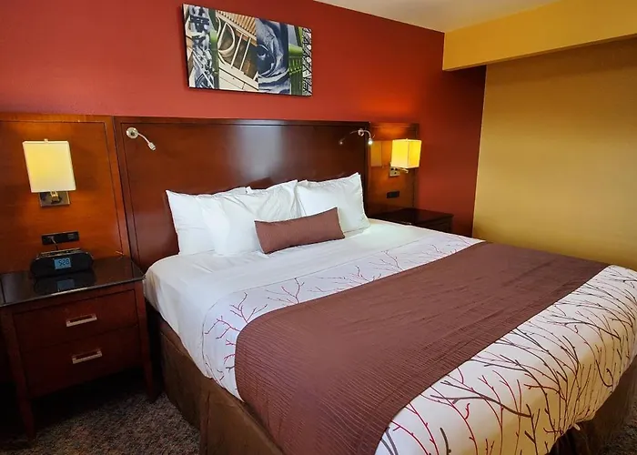 Olympic Inn & Suites