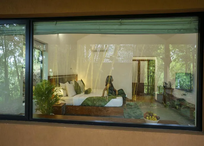 Crystal Kuruva Nature Resort & Spa