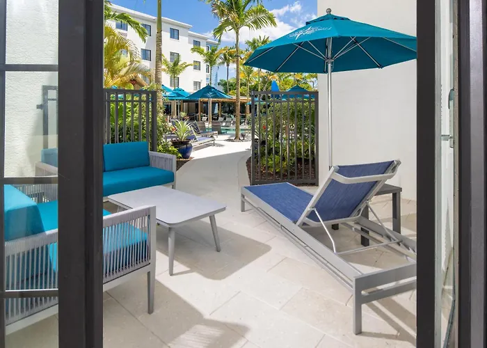 Compass By Margaritaville Hotel Naples