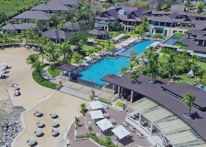 Crimson Resort And Spa - Mactan Island, Cebu