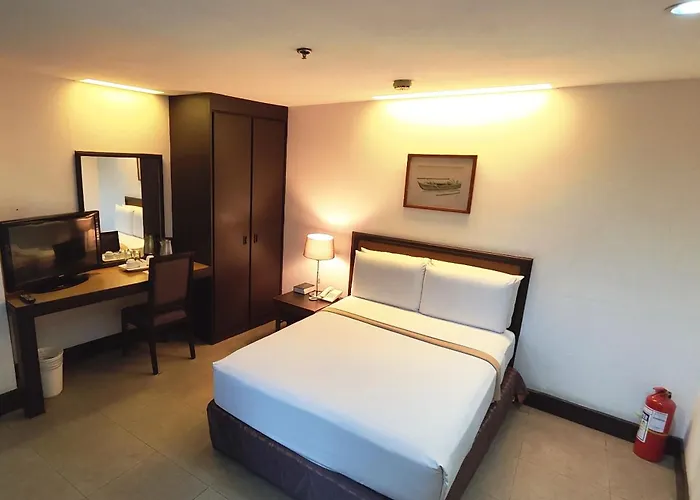 Rajah Park Hotel By Hiverooms