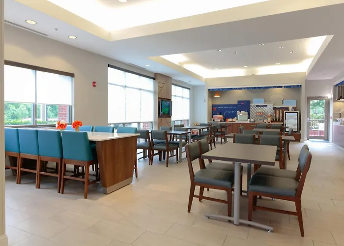 Holiday Inn Express Leland - Wilmington Area By Ihg
