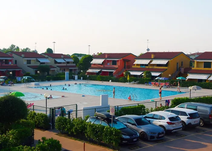 Villaggio Dei Fiori: Family-Friendly Resort with Pools and Buffet