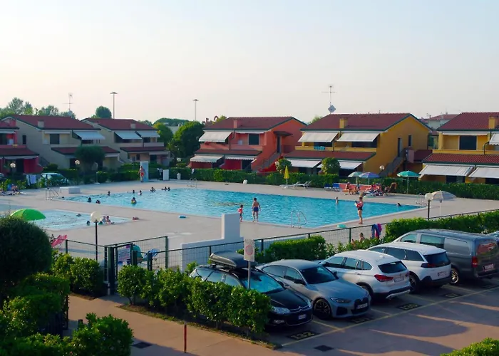 Villaggio Dei Fiori: Family-Friendly Resort with Pools and Buffet