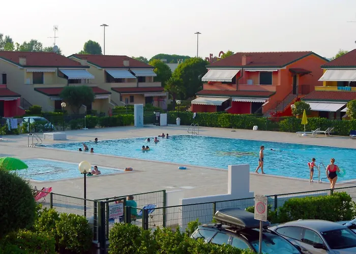 Villaggio Dei Fiori: Family-Friendly Resort with Pools and Buffet