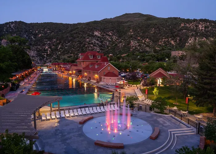 Glenwood Hot Springs Resort