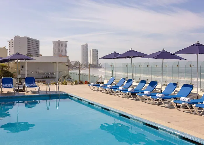 Doubletree By Hilton Mazatlan, Sin