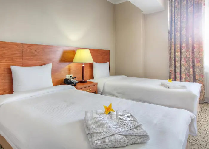 Iris Hotel