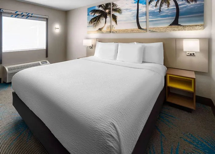 Days Inn By Wyndham Acworth