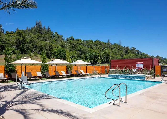 Wyndham Garden Redwood Valley - Ukiah