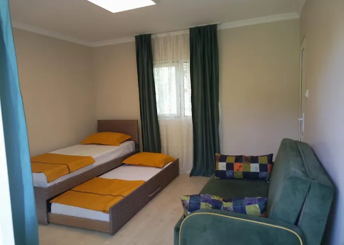 Cicek Evler Tatil Koeyue