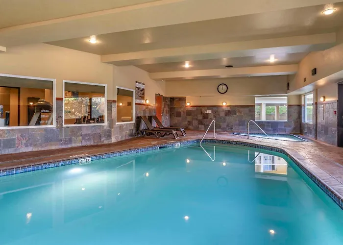 Comfort Inn & Suites Lincoln City